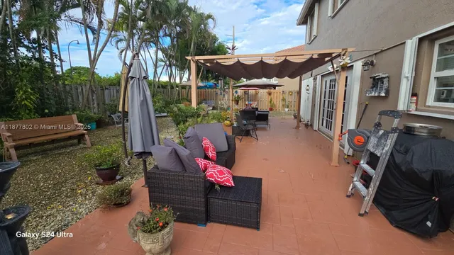 $750,000 | 15436 Southwest 151st Terrace, Miami, FL 33196