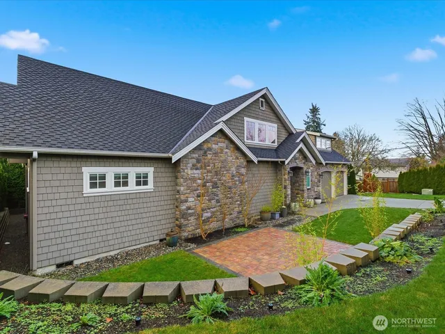 $1,850,000 | 1040 6th Avenue South, Edmonds, WA 98020