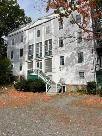 $2,250 | 30 Webster Avenue, Unit 3, Beverly, MA 01915