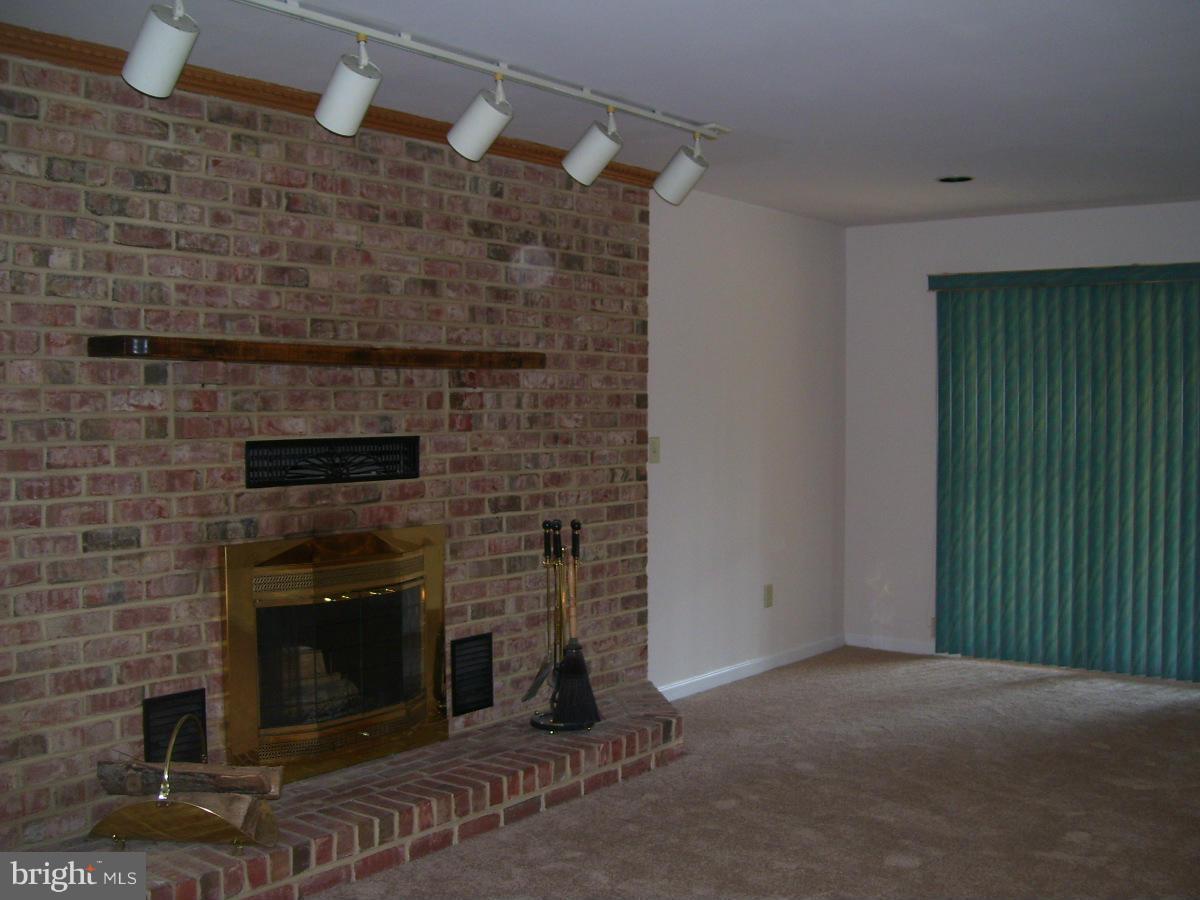 4421 Silver Spring Road Perry Hall, MD 21236 - Photo 3 of 18 Living Room