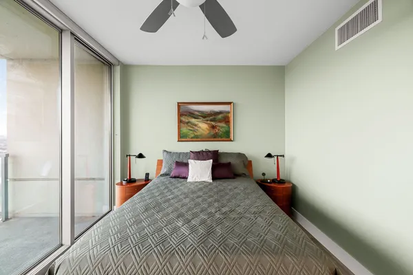 a bed room with a bed