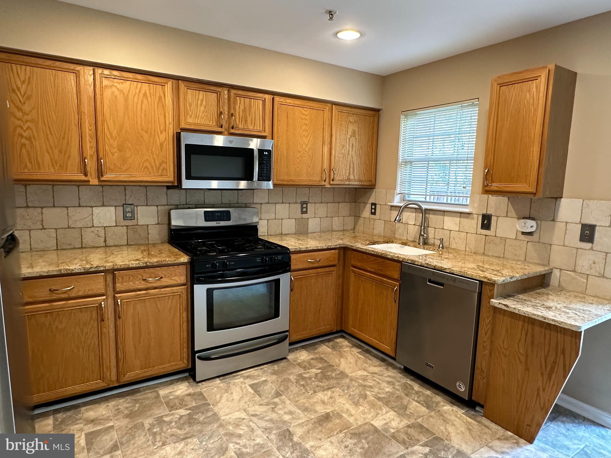 9820 Sherwood Farm Road Owings Mills, MD 21117 - Photo 3 of 32