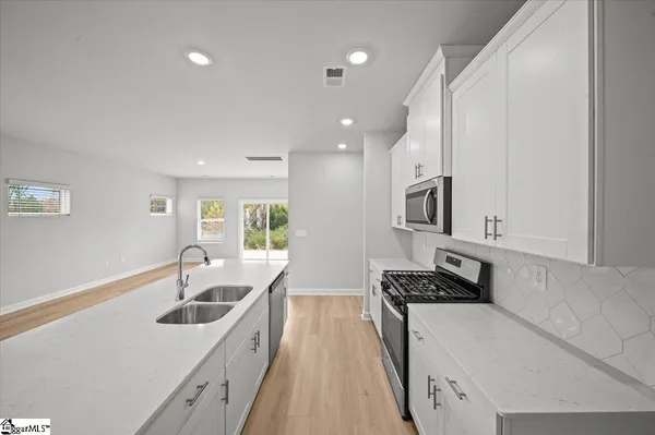 $294,900 | 102 Longleaf Lane, Pendleton, SC 29670