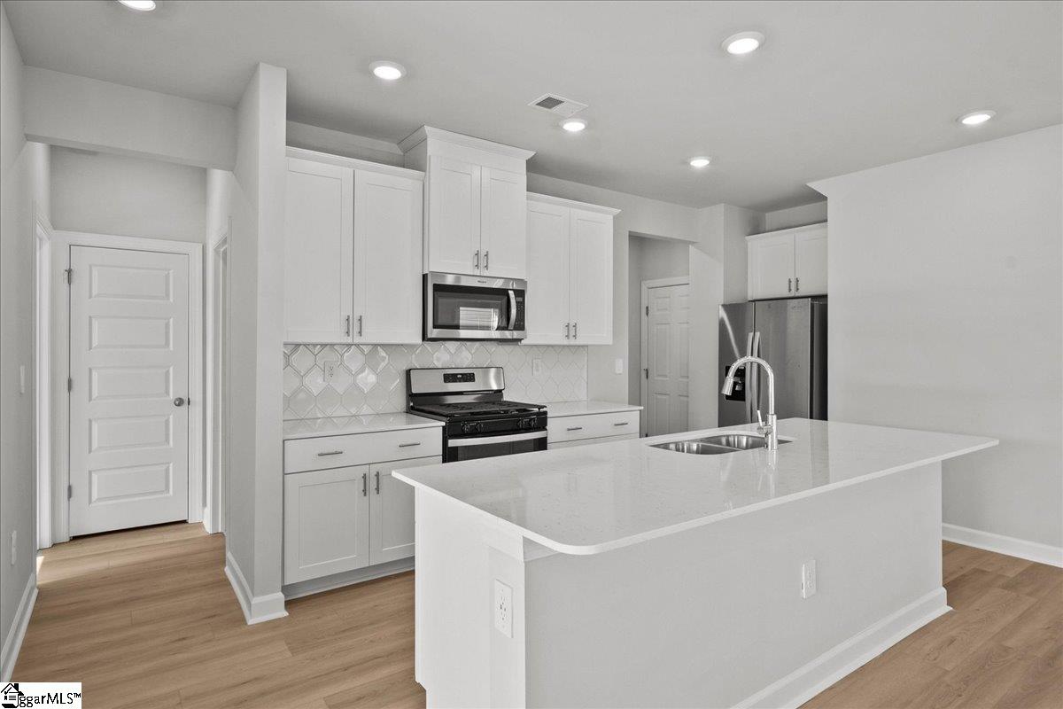 102 Longleaf Lane Anderson, SC 29621 - Photo 8 of 32