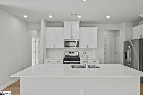 $294,900 | 102 Longleaf Lane, Pendleton, SC 29670