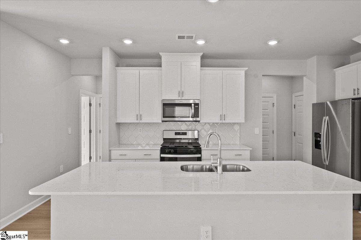 102 Longleaf Lane Anderson, SC 29621 - Photo 9 of 32