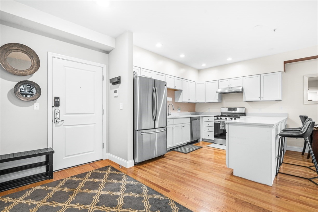 15 Guild Street, Unit 302 Boston, MA 02119 - Photo 7 of 25