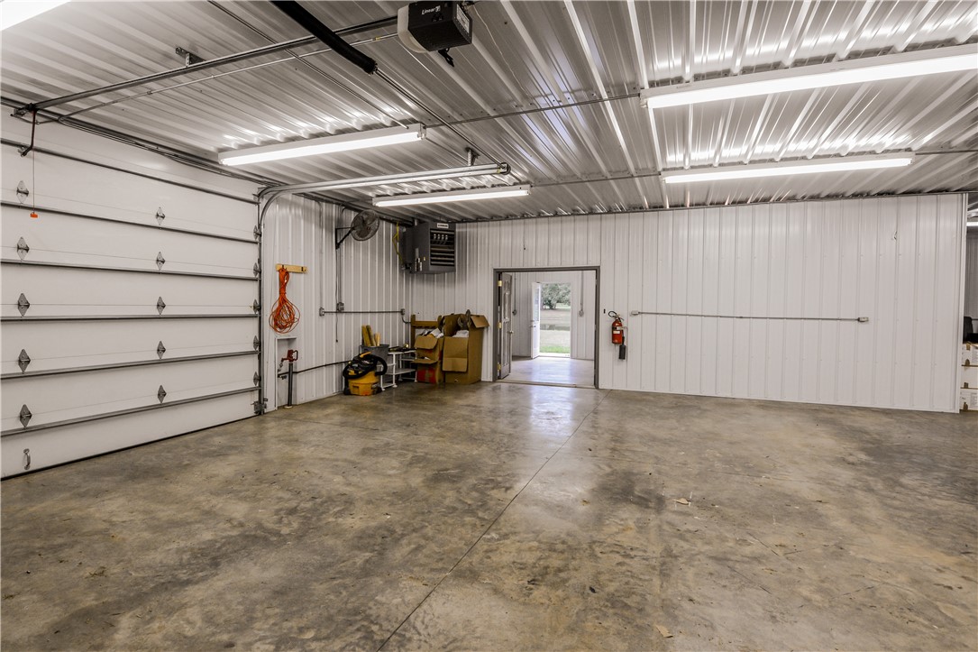 1692 2250 E Road Findlay, IL 62534 - Photo 45 of 47