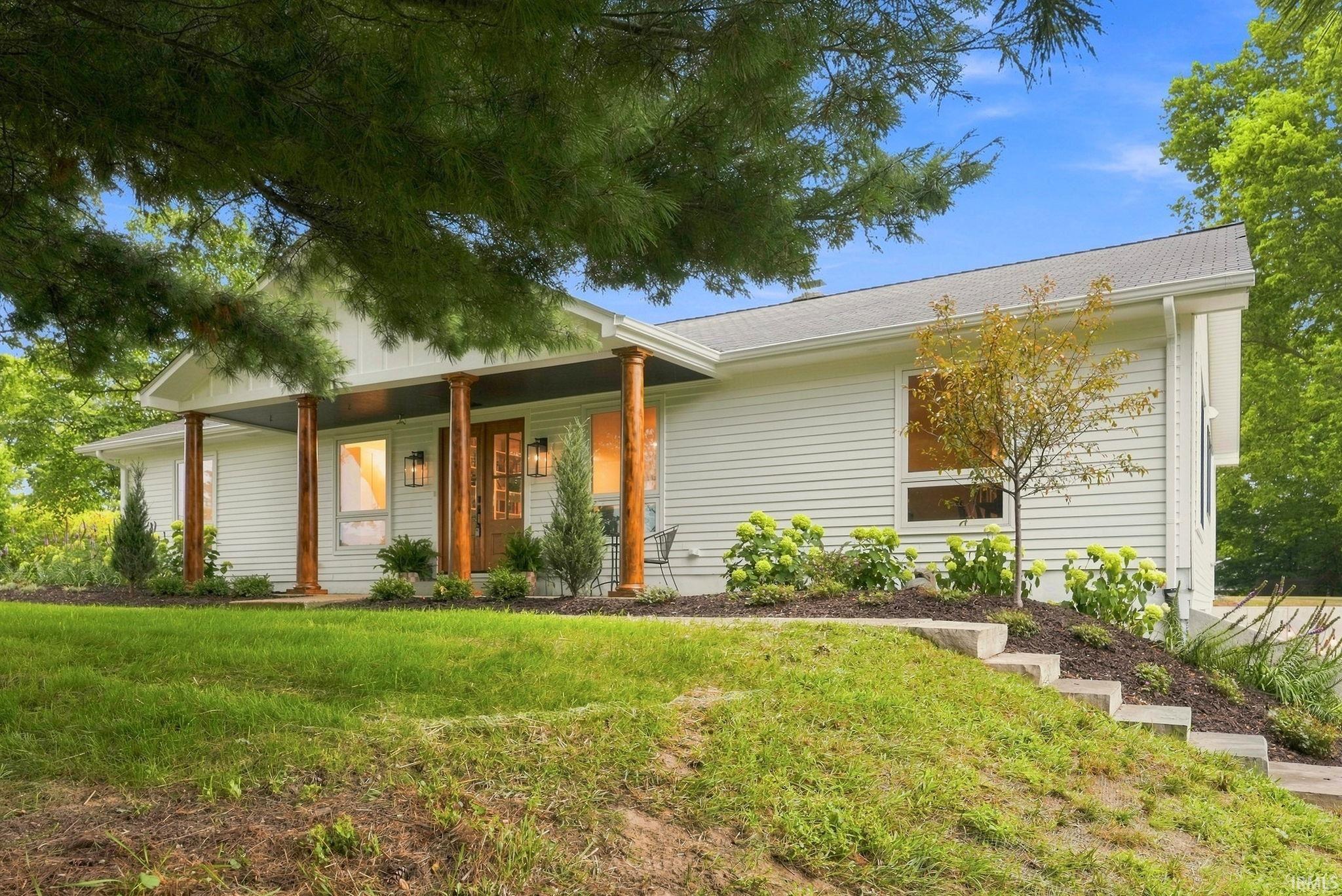 14210 Schwartz Road Leo, IN 46765 - Photo 2 of 50 Gallery Image 2