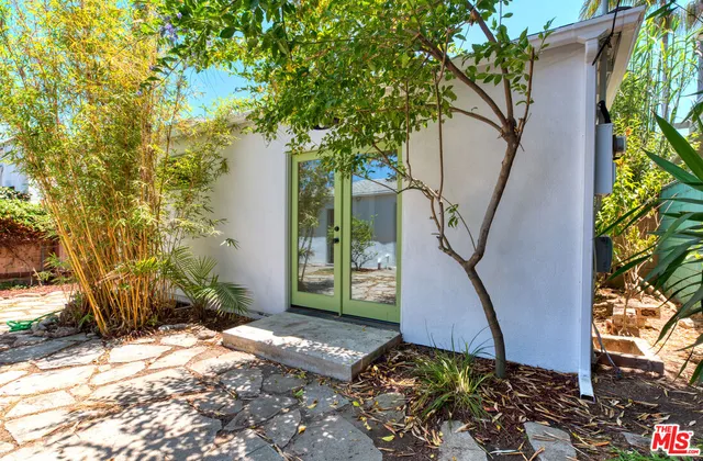 $5,750 | 847 Commonwealth Avenue, Venice, CA 90291