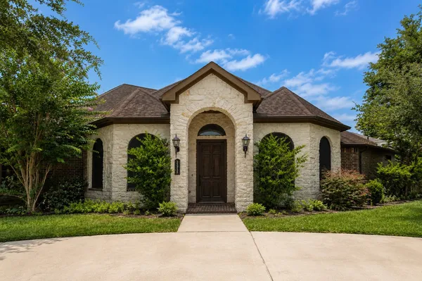 $3,995 | 33303 Winsford Street, Fulshear, TX 77441