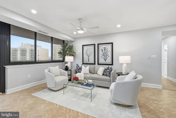 $999,000 | 4550 North Park Avenue, Unit 807, Chevy Chase, MD 20815