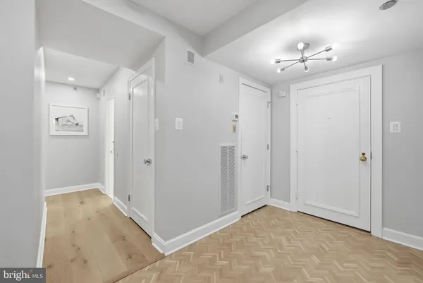 $999,000 | 4550 North Park Avenue, Unit 807, Chevy Chase, MD 20815