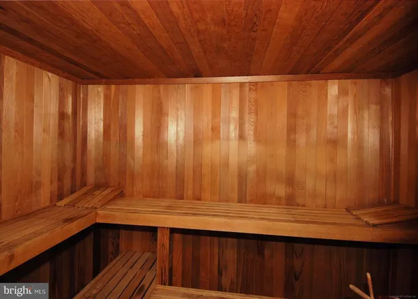 $999,000 | 4550 North Park Avenue, Unit 807, Chevy Chase, MD 20815