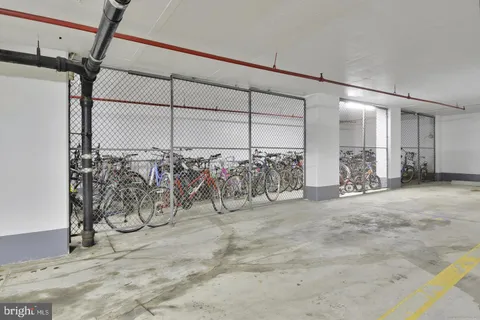 $999,000 | 4550 North Park Avenue, Unit 807, Chevy Chase, MD 20815