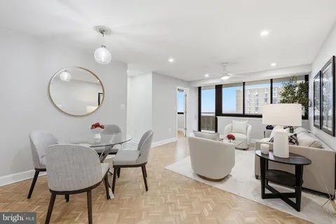 $999,000 | 4550 North Park Avenue, Unit 807, Chevy Chase, MD 20815