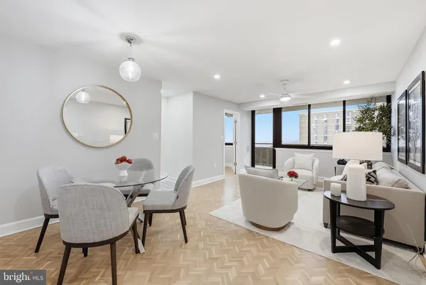 $999,000 | 4550 North Park Avenue, Unit 807, Chevy Chase, MD 20815