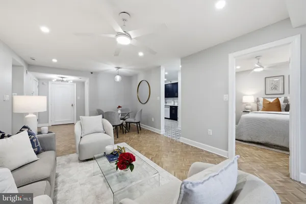 $999,000 | 4550 North Park Avenue, Unit 807, Chevy Chase, MD 20815