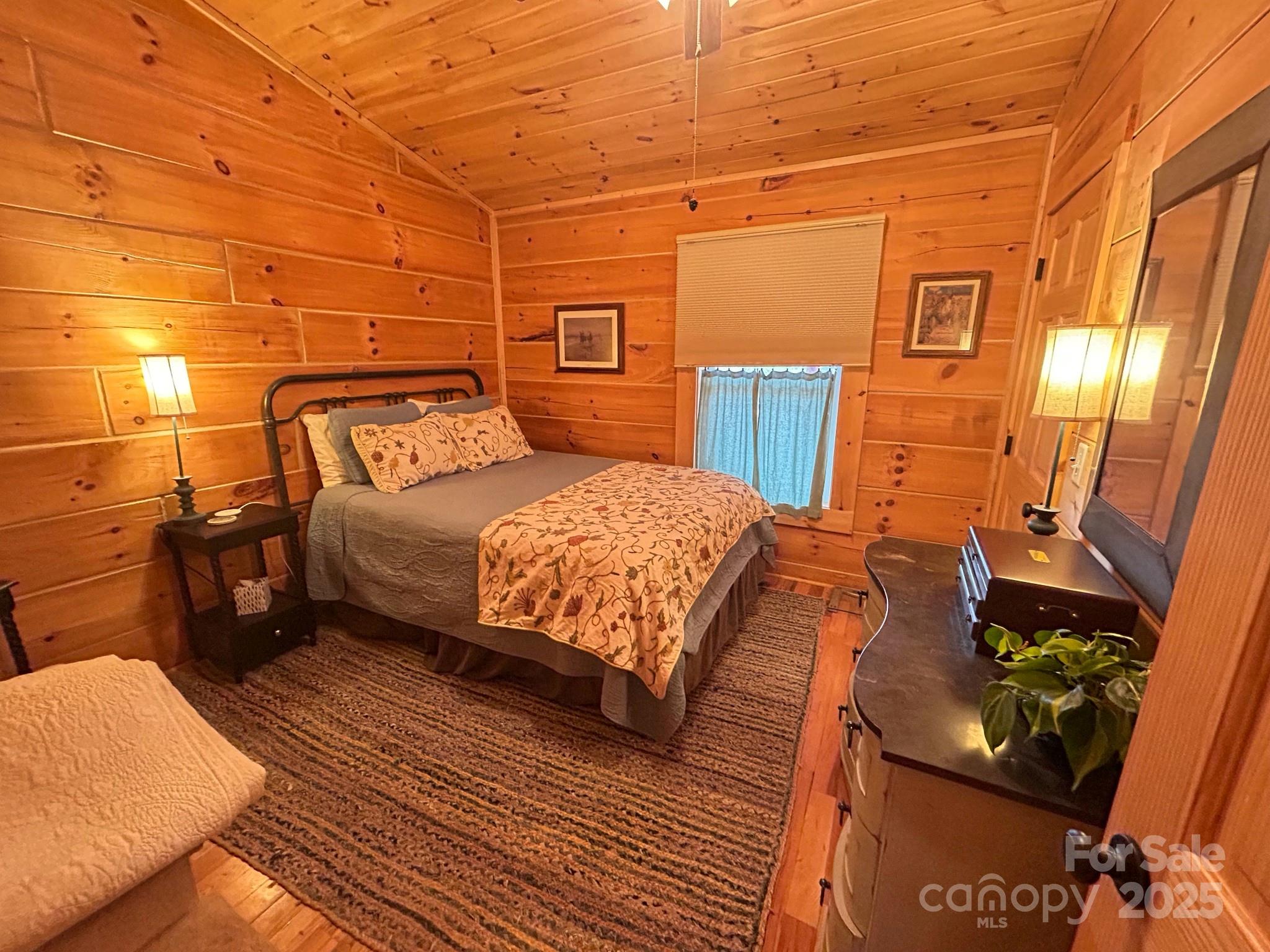 5680 Low Country Road Lenoir, NC 28645 - Photo 5 of 20 Gallery Image 5