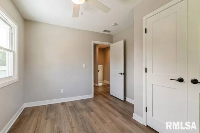 $329,000 | 814 Jones Street, Le Claire, IA 52753