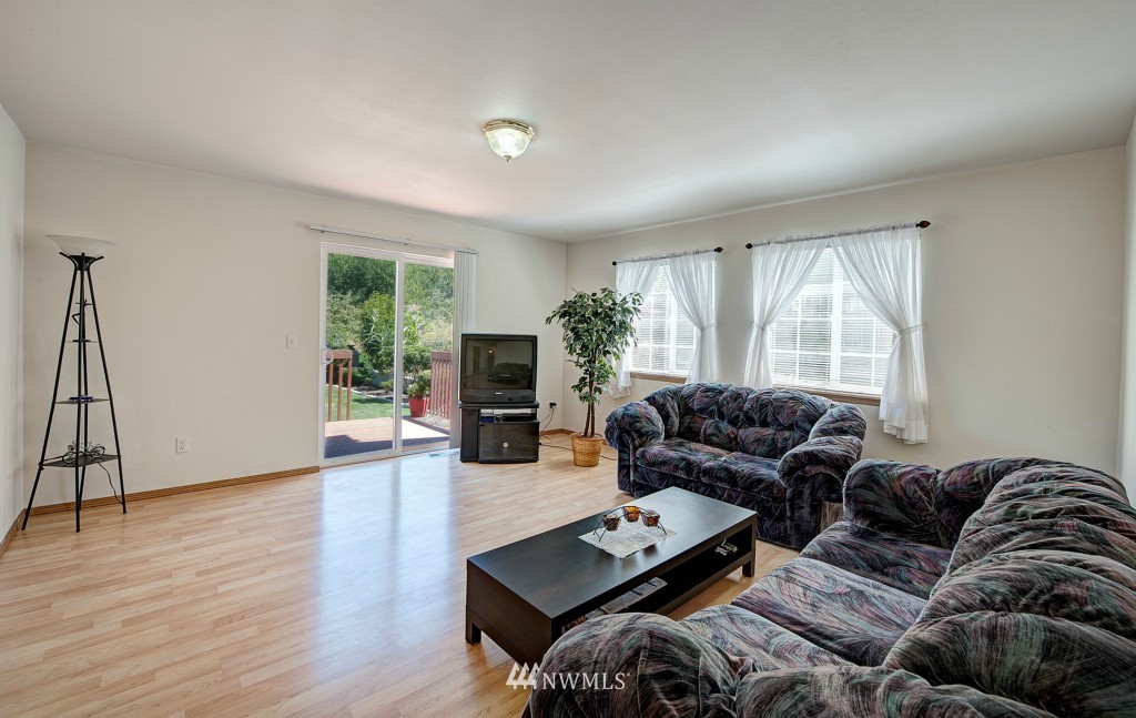 6450 South Langston Road Seattle, WA 98178 - Photo 17 of 22 Gallery Image 17