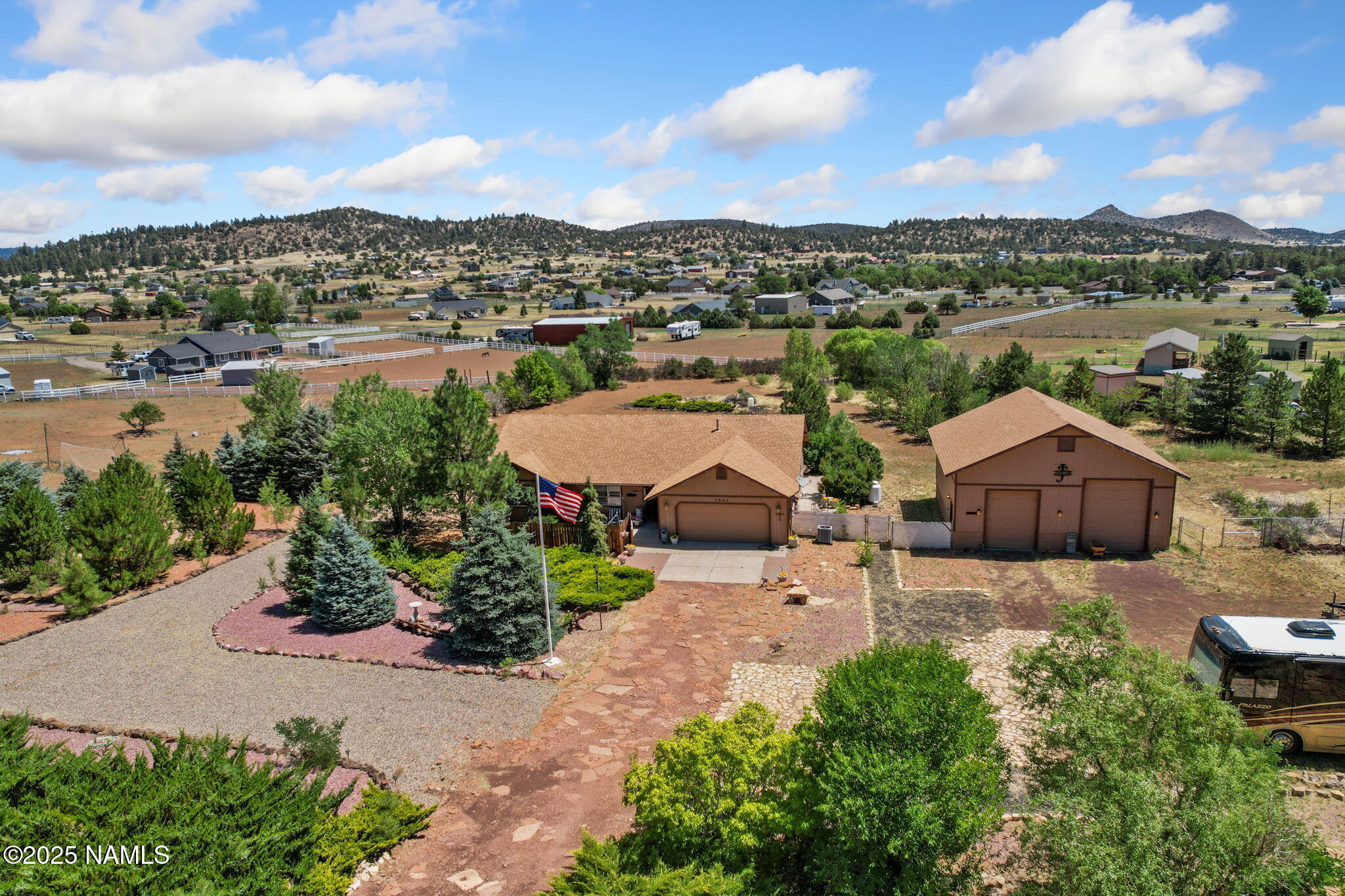 7965 Hollow Ridge Rd.