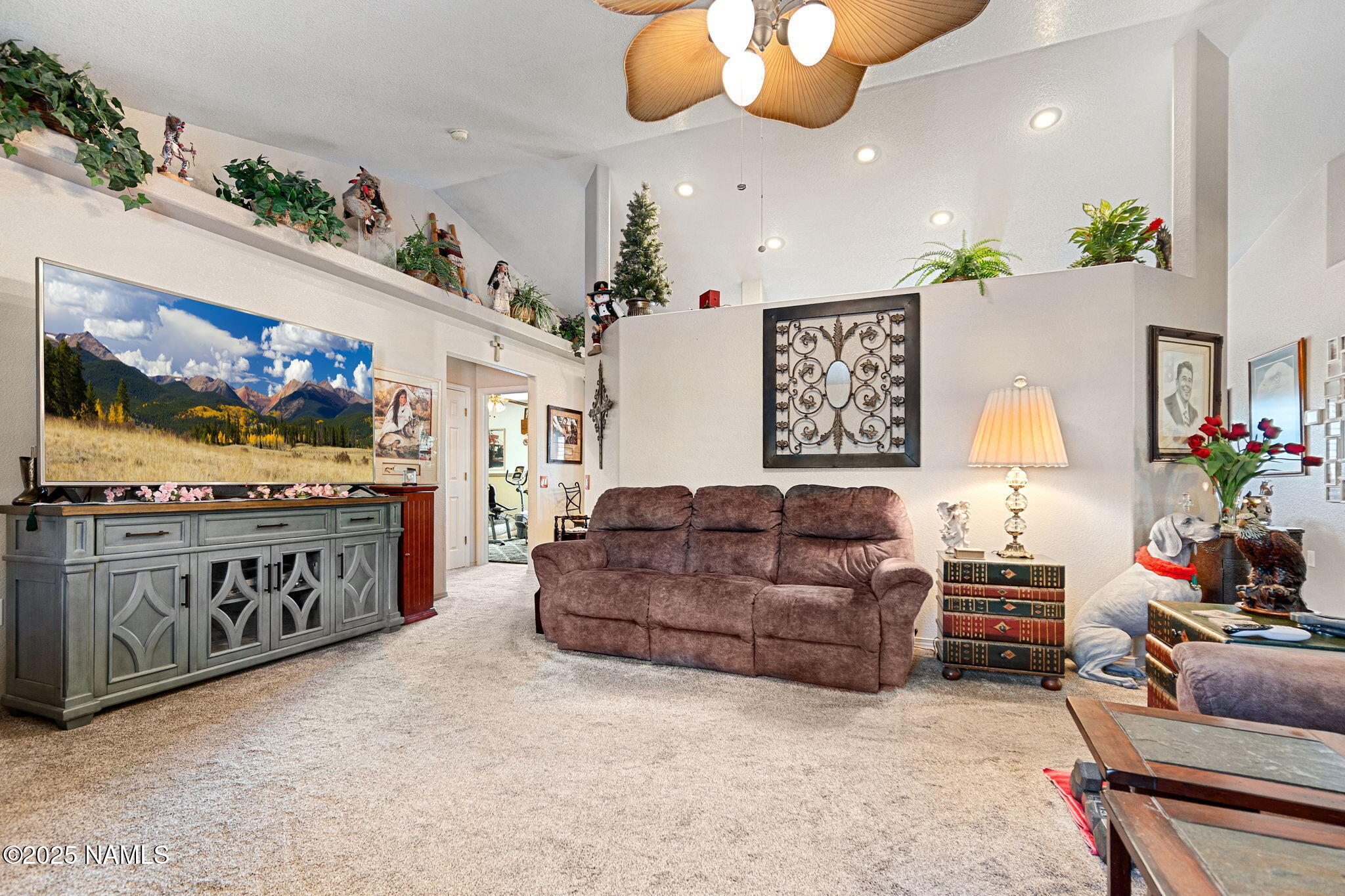 7965 Hollow Ridge Road Flagstaff, AZ 86004 - Photo 9 of 27 6-web-or-mls-7965-hollow-ridge-rd