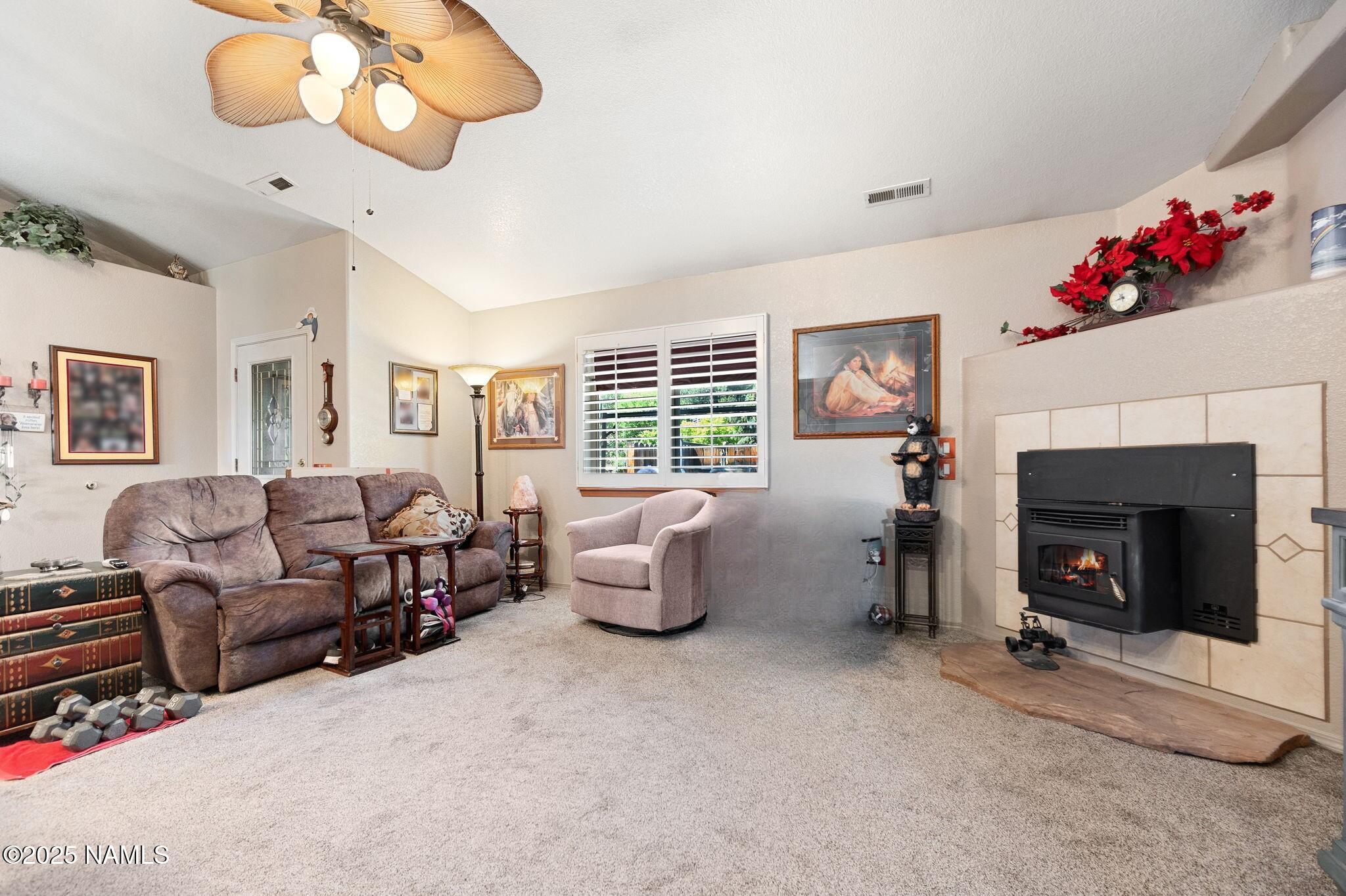 7965 Hollow Ridge Road Flagstaff, AZ 86004 - Photo 10 of 27 Living Room