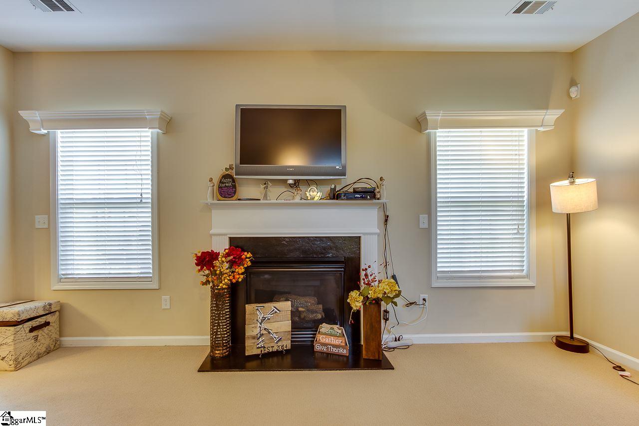 3 Crowflock Court Simpsonville, SC 29680 - Photo 9 of 32 Gallery Image 9