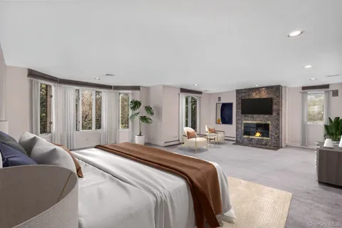 $5,475,000 | 6 Coachman's Court, Old Westbury, NY 11568