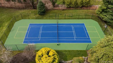 $5,475,000 | 6 Coachman's Court, Old Westbury, NY 11568