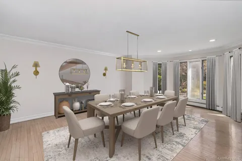 $5,475,000 | 6 Coachman's Court, Old Westbury, NY 11568