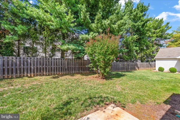 $2,350 | 5703 Halifax Court, Fredericksburg, VA 22407