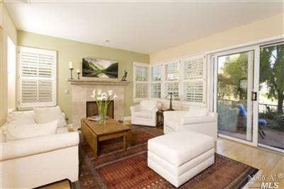 17 Edgewater Court San Rafael, CA 94903 - Photo 1 of 1 Gallery Image 1