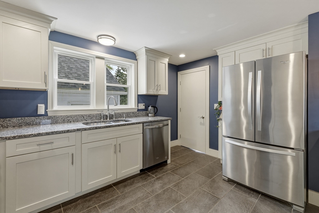 197 Bridge Road Northampton, MA 01062 - Photo 12 of 41 Gallery Image 12