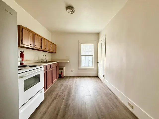 $279,500 | 56 Jefferson Road, Whitefield, NH 03598