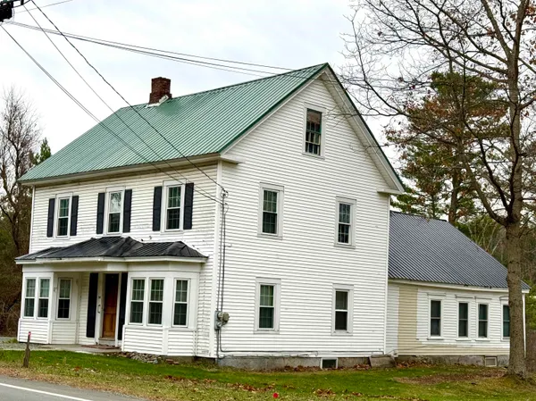 $279,500 | 56 Jefferson Road, Whitefield, NH 03598