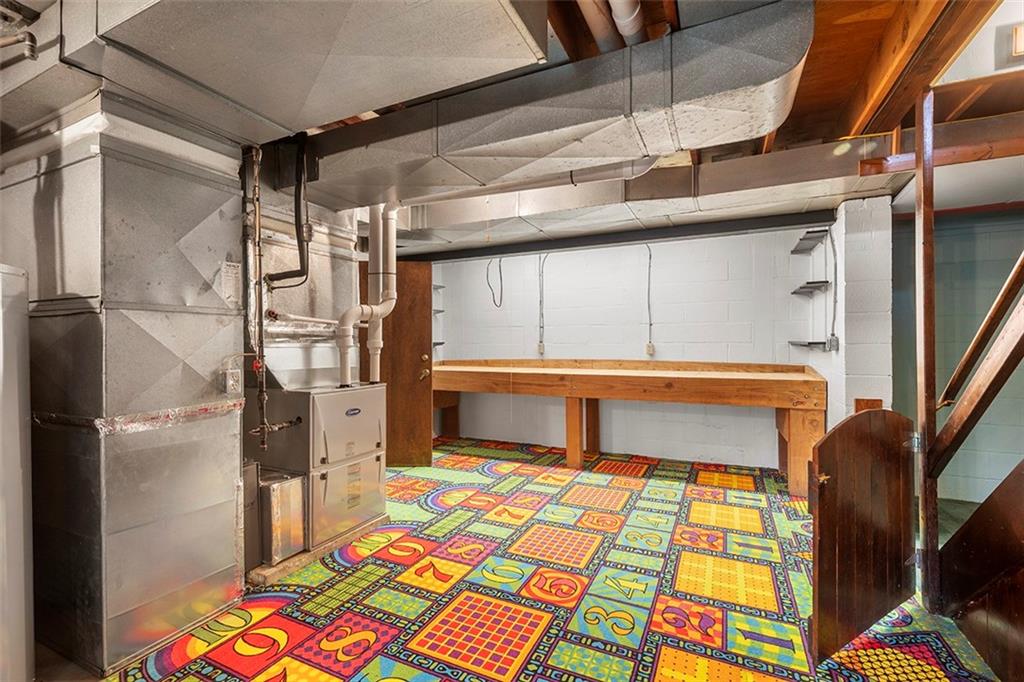 824 Flint Ridge Road Pittsburgh, PA 15243 - Photo 36 of 50