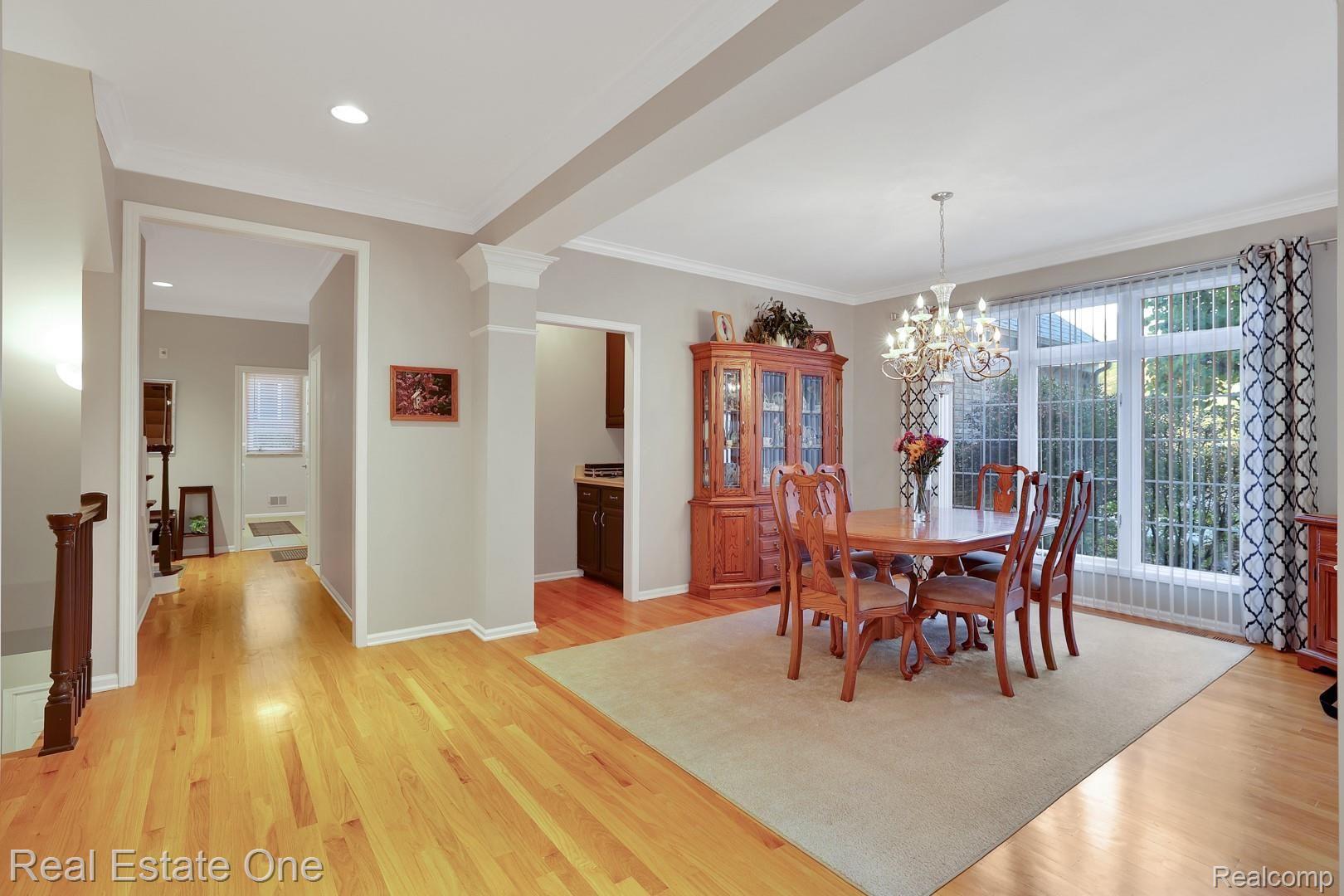 1601 Scenic Hollow Rochester, MI 48306 - Photo 12 of 57 AY2A3936.jpg