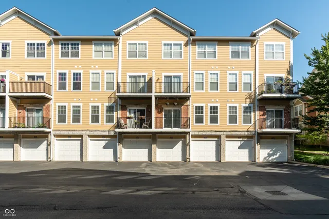 $259,900 | 6592 Reserve Drive, Indianapolis, IN 46220