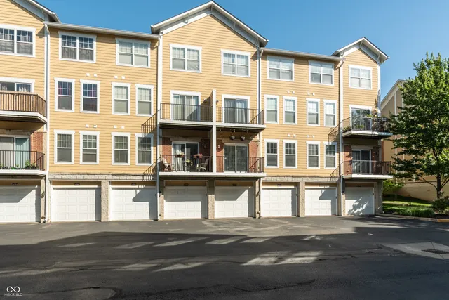 $259,900 | 6592 Reserve Drive, Indianapolis, IN 46220