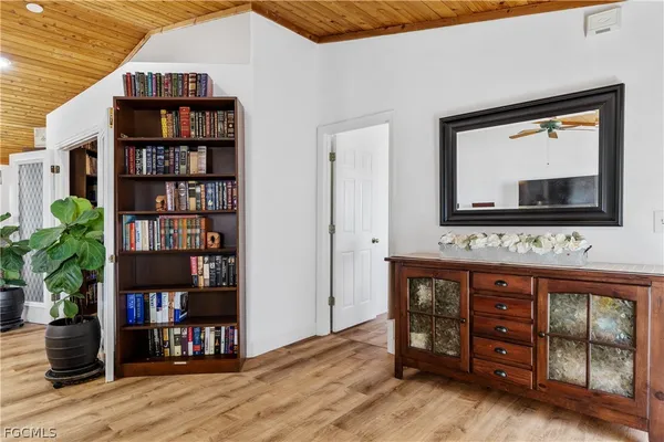 $2,300 | 2846 Southwest 25th Place, Cape Coral, FL 33914
