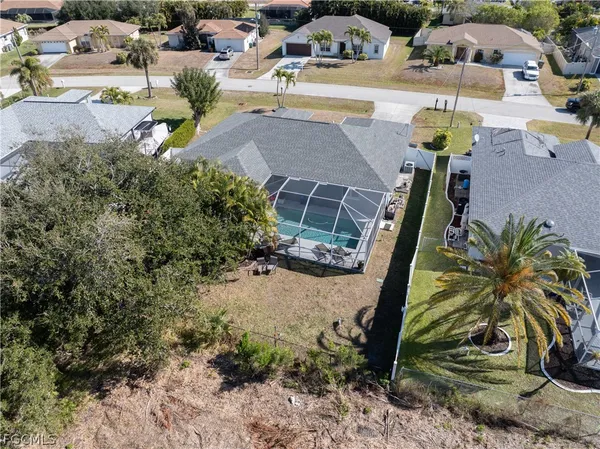 $2,300 | 2846 Southwest 25th Place, Cape Coral, FL 33914