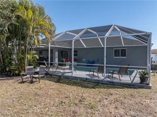 $2,300 | 2846 Southwest 25th Place, Cape Coral, FL 33914