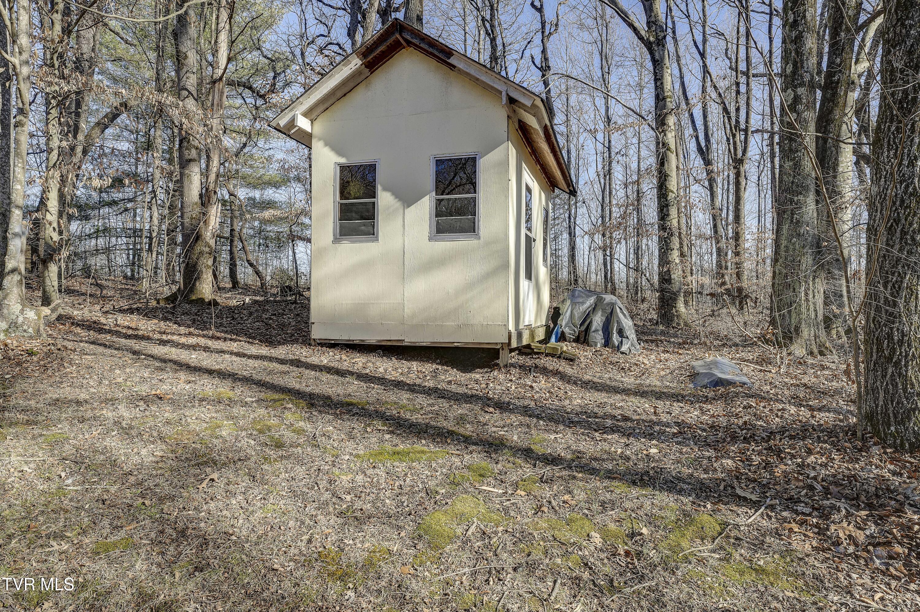 257 Logan Chapel Road Fall Branch, TN 37656 - Photo 24 of 68 LoganChapel-48