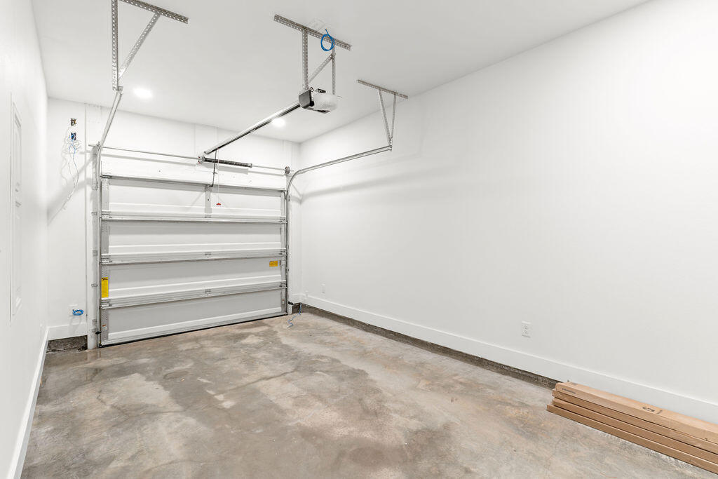 32 22nd Street Santa Rosa Beach, FL 32459 - Photo 22 of 26 a view of room and garage