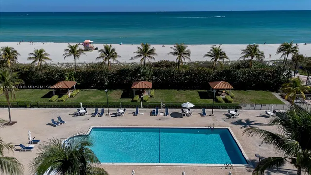 $619,000 | 2625 Collins Avenue, Unit 608, Miami Beach, FL 33140