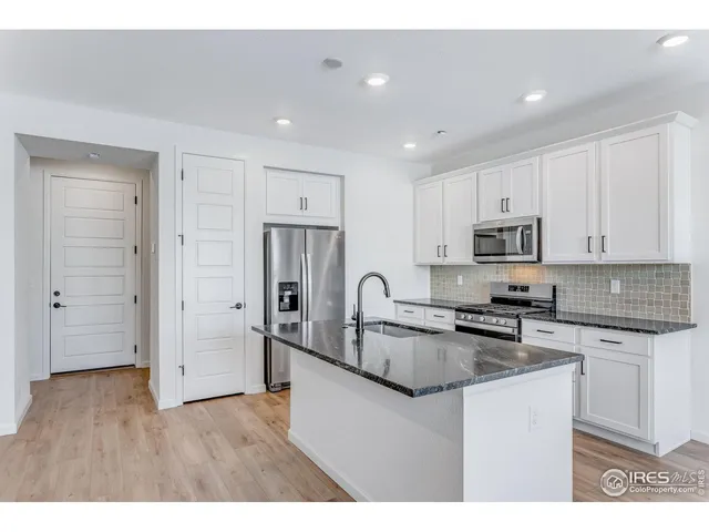 $384,900 | 1761 Mount Meeker Avenue, Berthoud, CO 80513