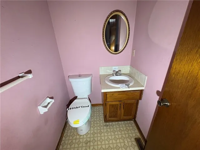 $225,000 | 1305 East 123rd Terrace, Unit B, Olathe, KS 66061