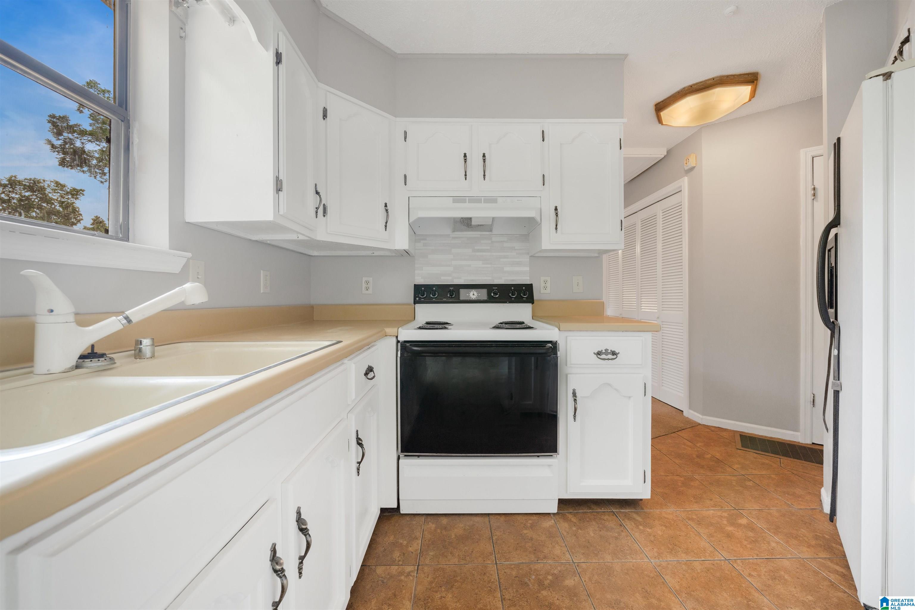 1413 Ware Boulevard Birmingham, AL 35235 - Photo 29 of 37